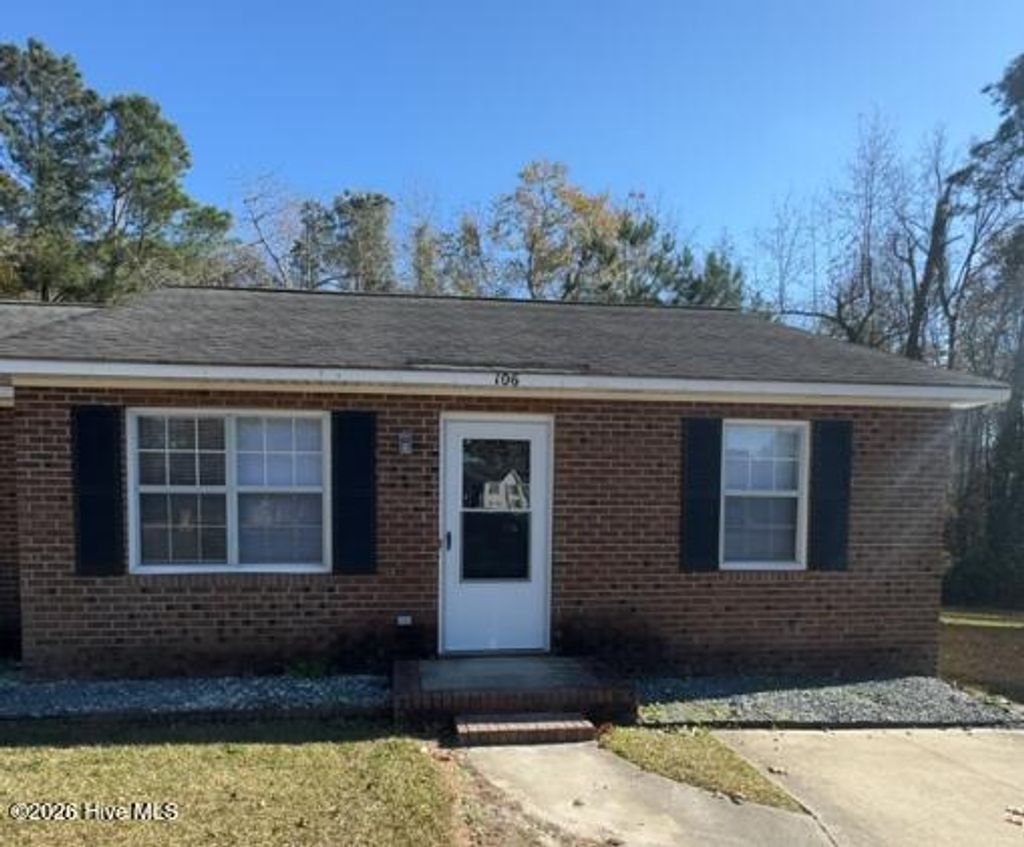 Photo of 106 Easy Street, Jacksonville, NC 28546 (MLS # 100550506)