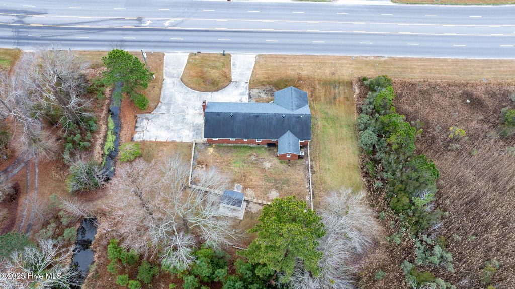 Photo of 2141 Caratoke Highway, Moyock, NC 27958 (MLS # 100545727)