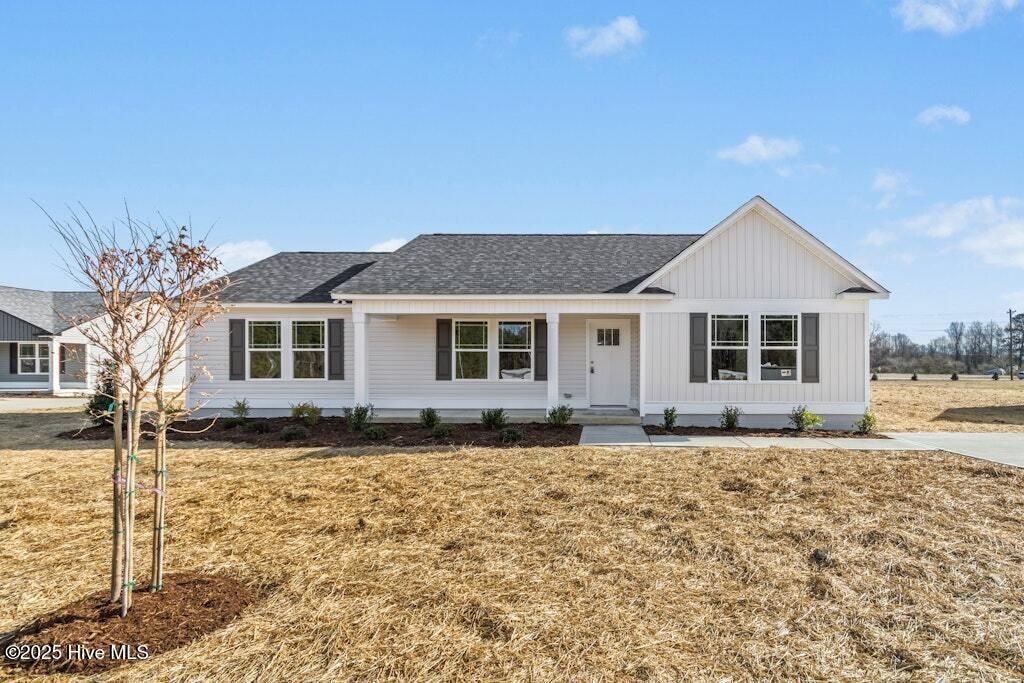 Photo of 104 Dees Meadow Lane, Fremont, NC 27830 (MLS # 100546122)