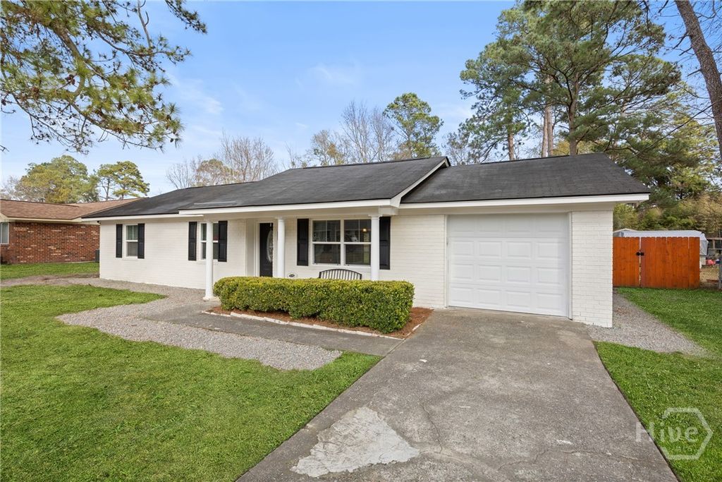 Photo of 1318 Whitfield Park Drive, Savannah, GA 31406 (MLS # SA348771)