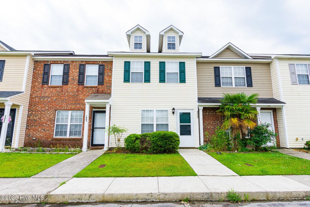 Photo of 1405 Timberlake Trail, Jacksonville, NC 28546 (MLS # 100586967)