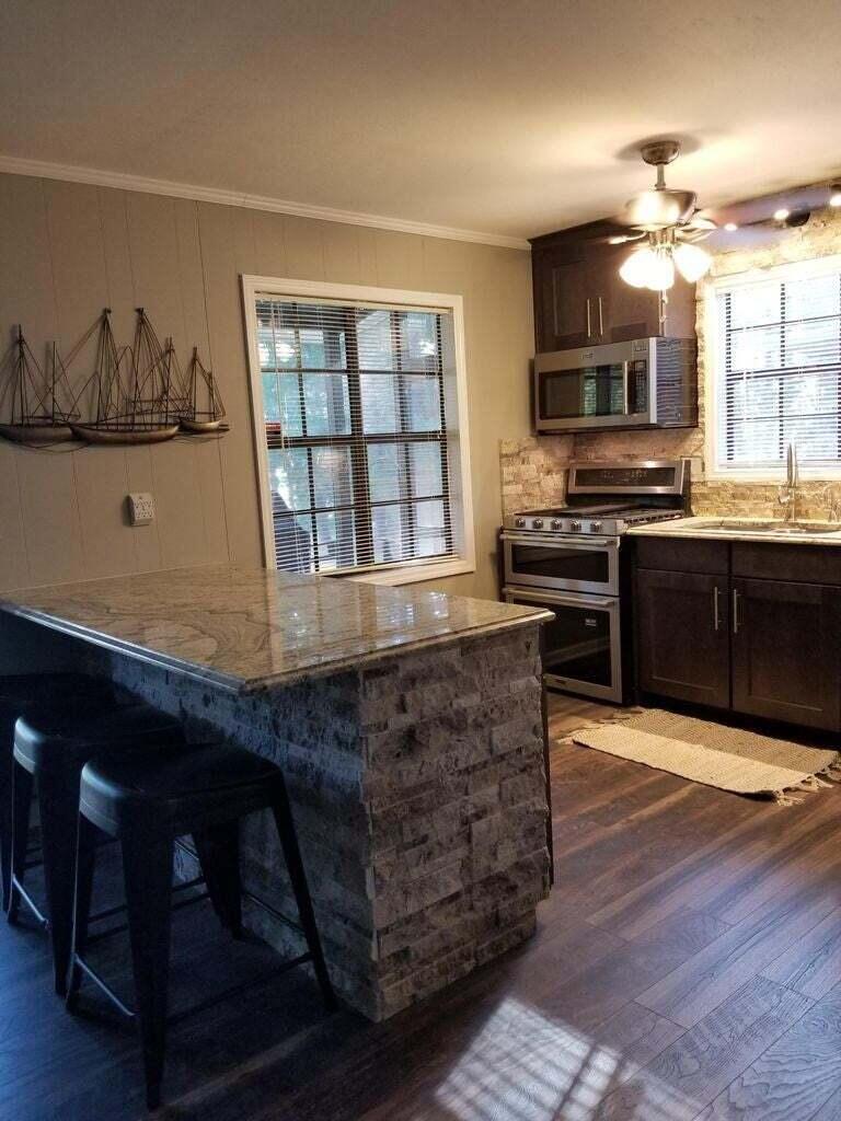 1647a White Oak Road