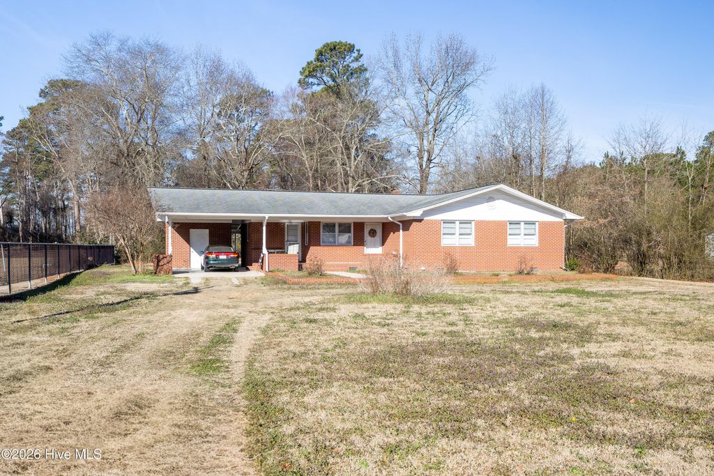 Photo of 2081 N Salemburg Highway, Salemburg, NC 28385 (MLS # 100557189)