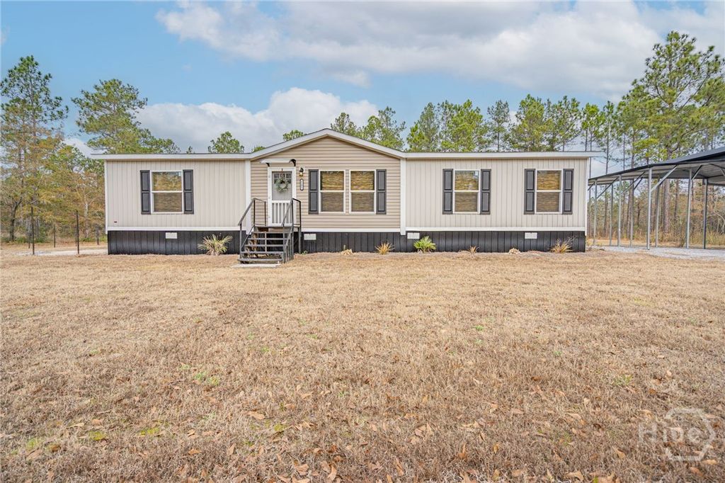 Photo of 1101 N Old Dixie Highway, Newington, GA 30446 (MLS # SA345702)