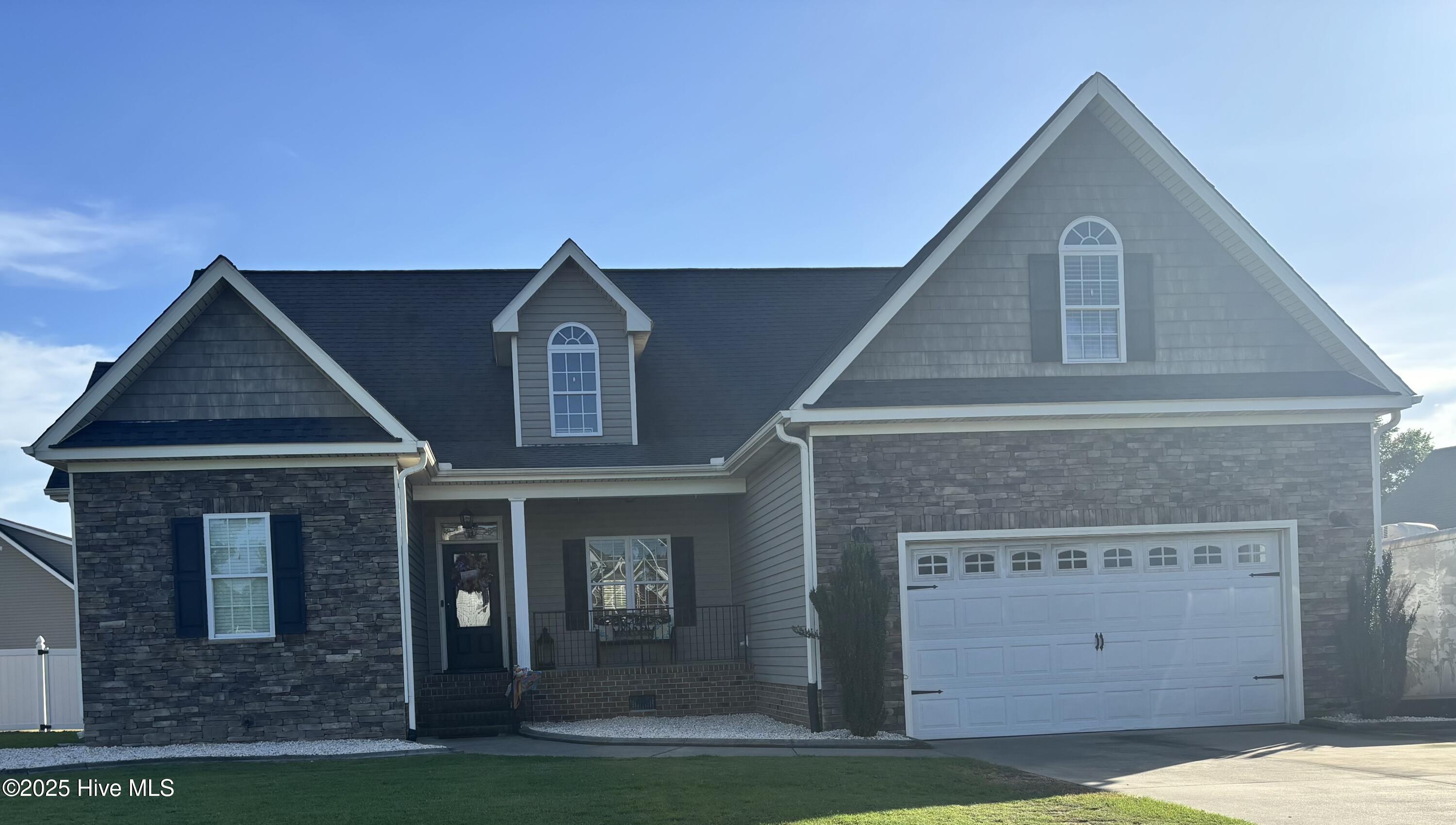 Pikeville, North Carolina 27863, United States, 3 Bedrooms Bedrooms, ,3 BathroomsBathrooms,Residential,Active,255778