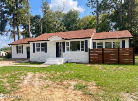 Photo of 2124 Reedale Avenue, Augusta, GA 30906 (MLS # 100603307)