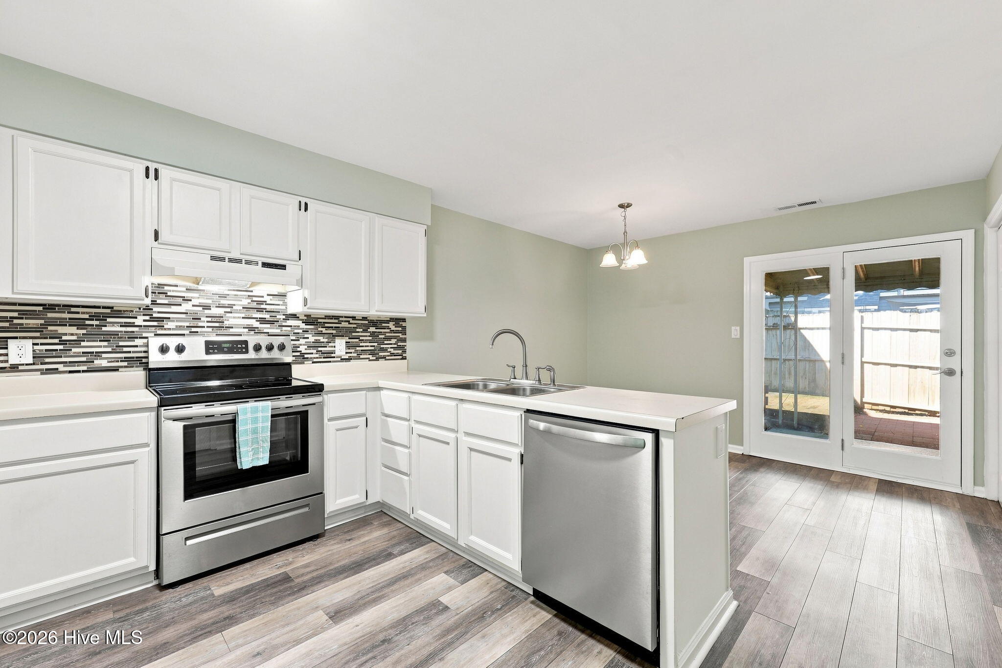 3200 Crystal Oaks Lane 850