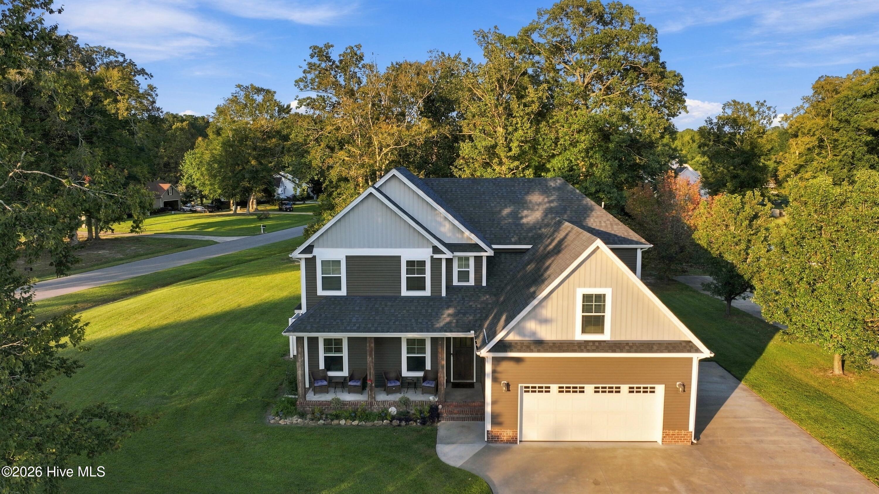 101 E Robin Court