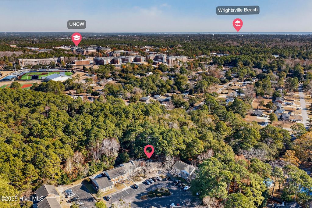 Photo of 811 Seabury Court, Wilmington, NC 28403 (MLS # 100546761)