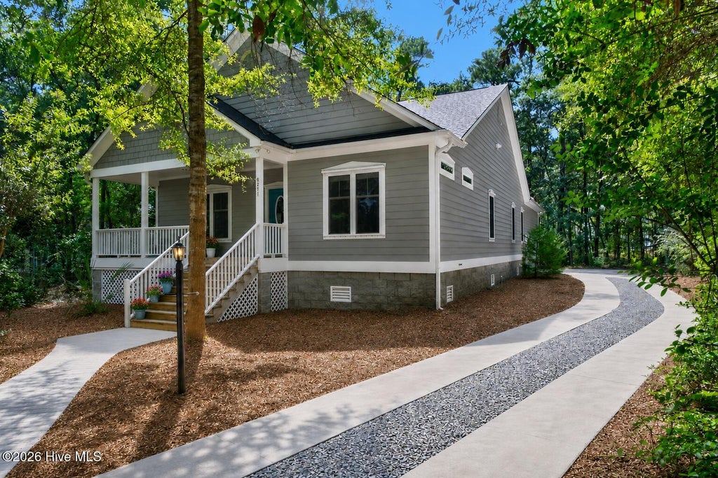 Photo of 6271 Cattail Court, Southport, NC 28461 (MLS # 100594983)