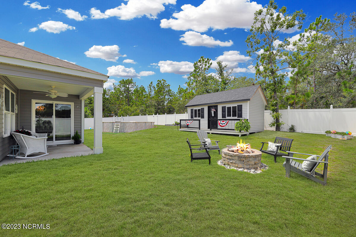 405 Red Fox Street NW