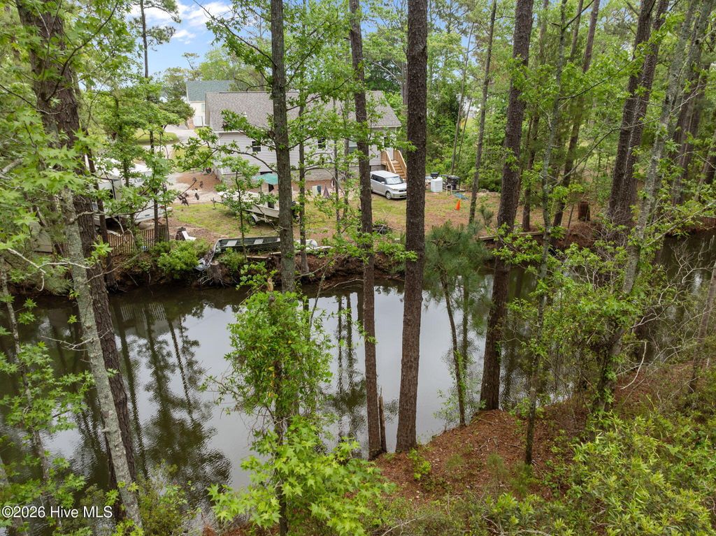 Photo of 131 Sportsman Lane, Beaufort, NC 28516 (MLS # 100570397)