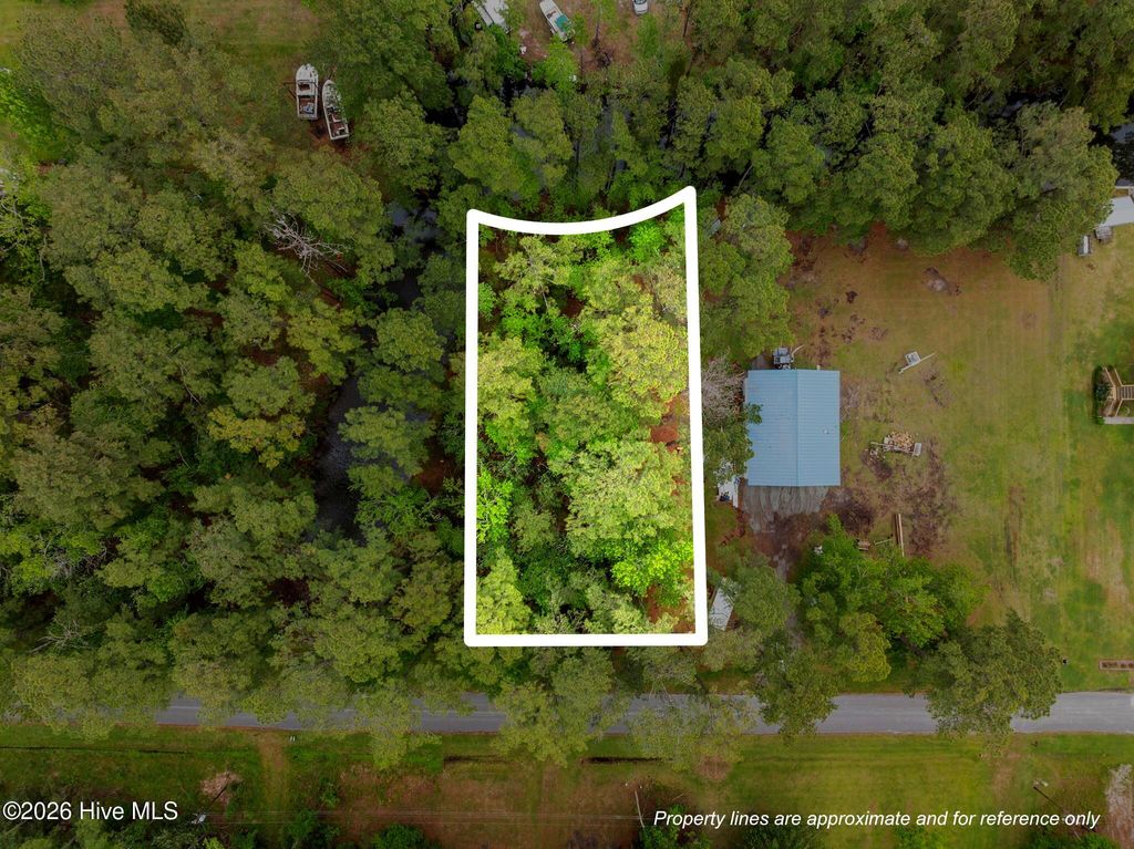 Photo of 131 Sportsman Lane, Beaufort, NC 28516 (MLS # 100570397)