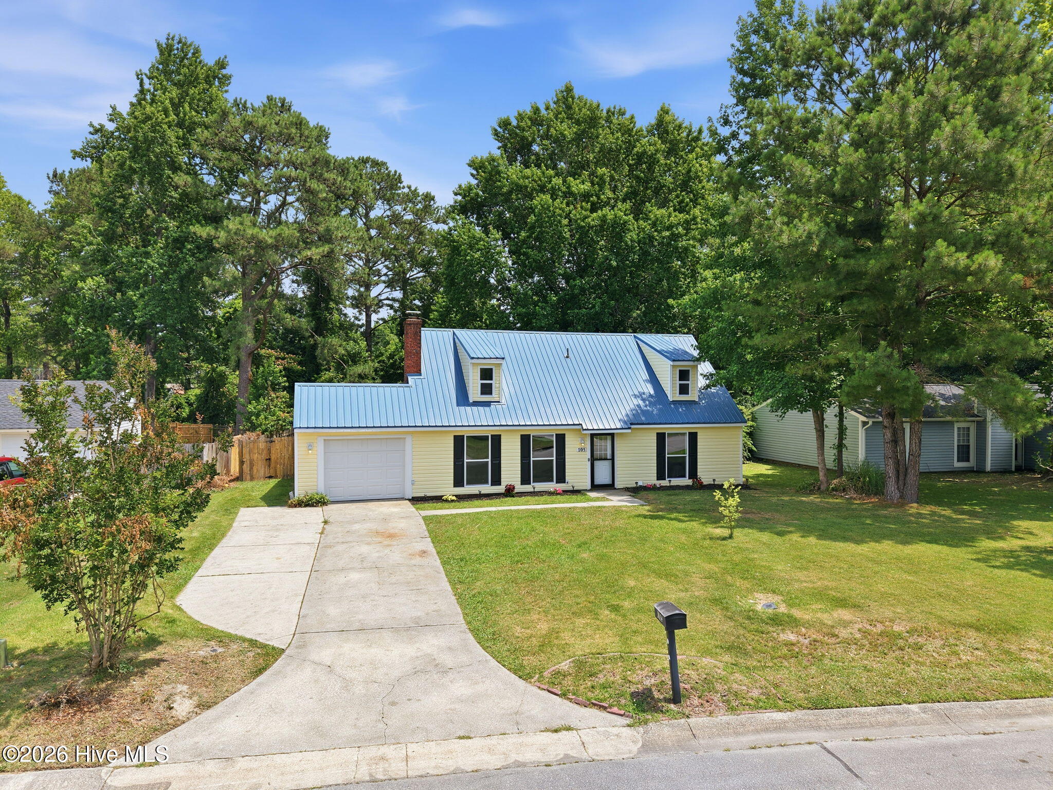 105 Woodside Court