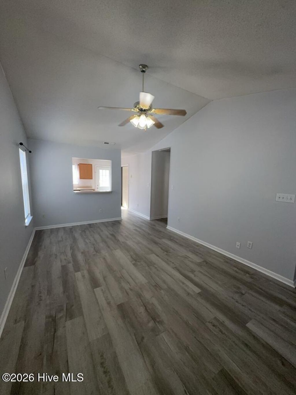 Photo of 996 W Pueblo Drive, Jacksonville, NC 28546 (MLS # 100562021)