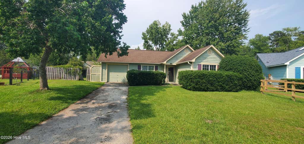 Photo of 3221 Whitewood Way, Castle Hayne, NC 28429 (MLS # 100588518)
