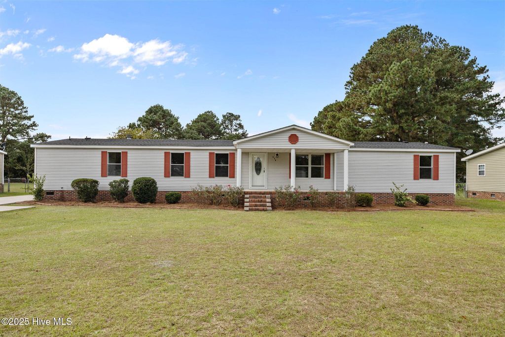 Photo of 475 Vail Drive, Greenville, NC 27834 (MLS # 100532951)