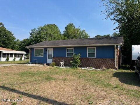 Homes For Sale - 4925 Cantwell Road<br/> Wilmington, NC 28411