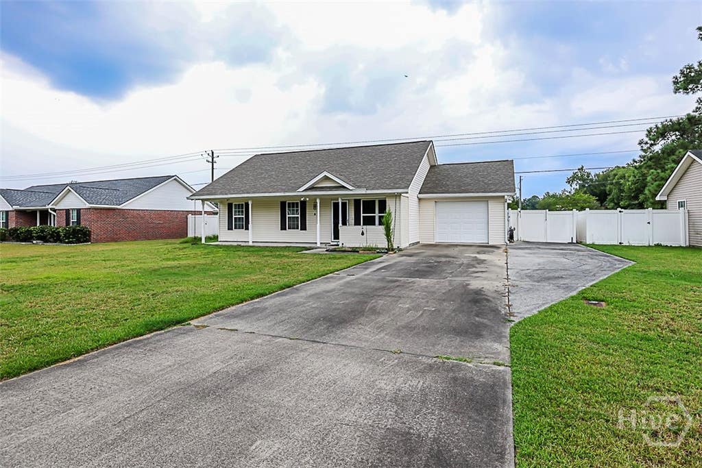 Photo of 111 Reese Way, Rincon, GA 31326 (MLS # SA361526)