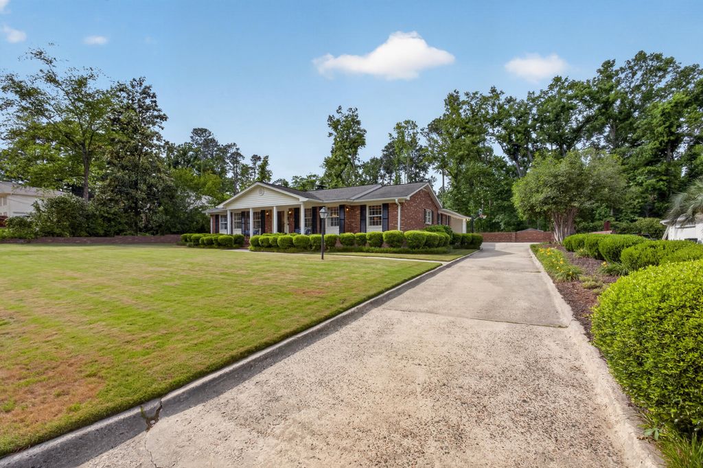 Photo of 3217 Ramsgate Road, Augusta, GA 30909 (MLS # 555574)