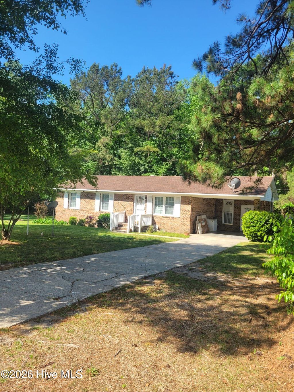 Photo of 1620 Hallsboro Road, Clarkton, NC 28433 (MLS # 100567844)