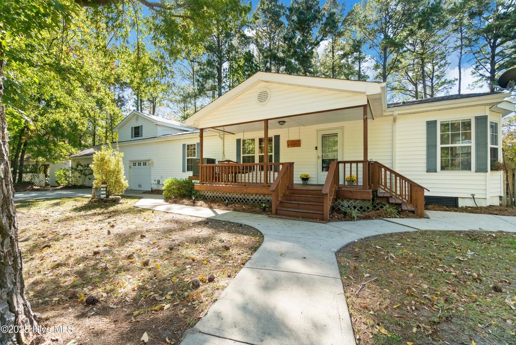 Photo of 349 Creek Place Road, Arapahoe, NC 28510 (MLS # 100538109)