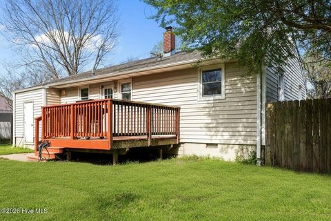 Tiny photo for 409 Jarman Street, Jacksonville, NC 28540 (MLS # 100563356)