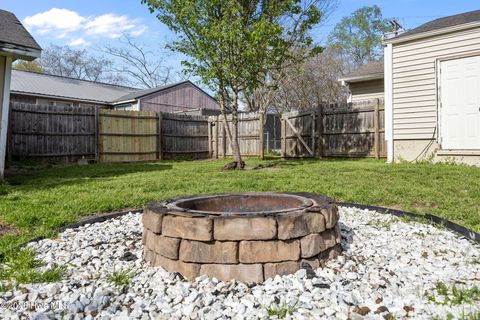 Tiny photo for 409 Jarman Street, Jacksonville, NC 28540 (MLS # 100563356)