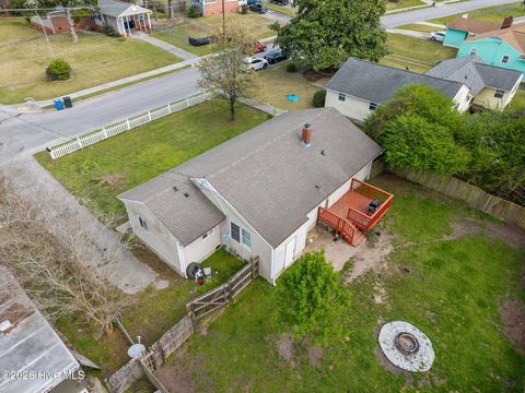 Tiny photo for 409 Jarman Street, Jacksonville, NC 28540 (MLS # 100563356)