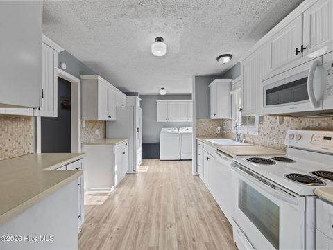 Tiny photo for 409 Jarman Street, Jacksonville, NC 28540 (MLS # 100563356)