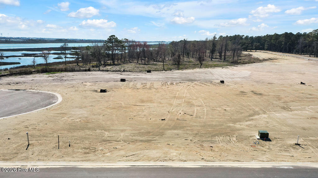 164 70 Wave Crest Drive