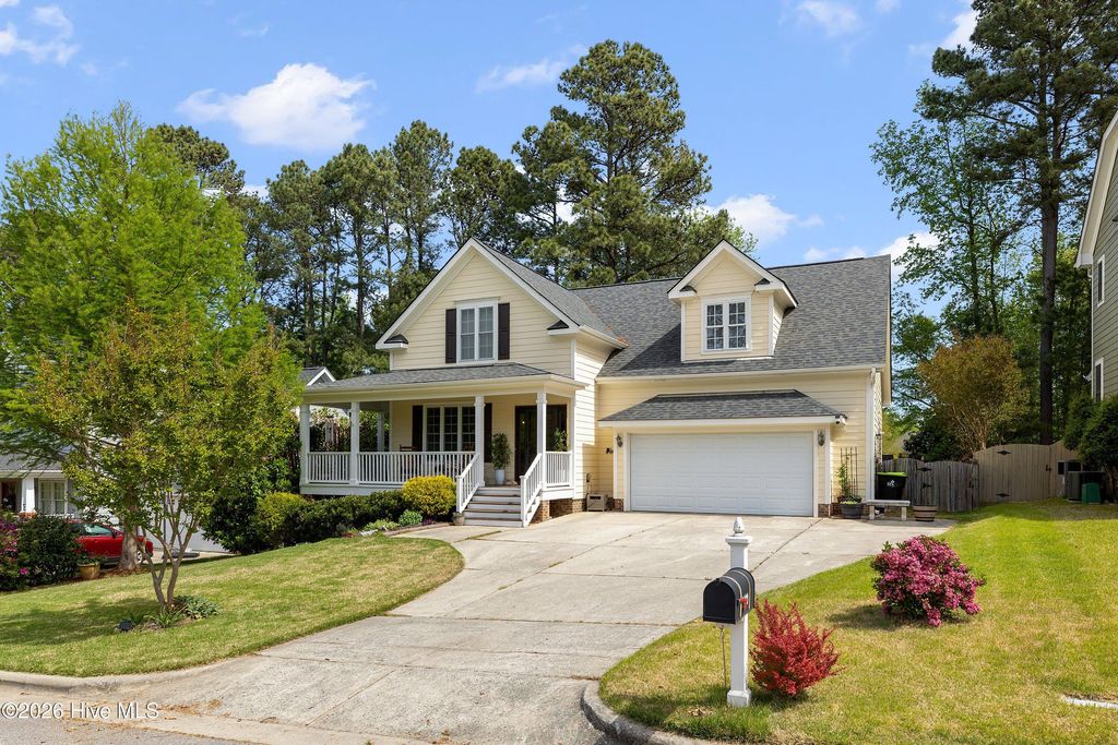 Photo of 1400 Applethorn Drive, Apex, NC 27502 (MLS # 100566569)
