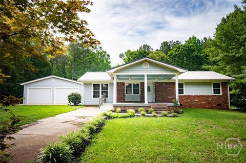 Homes For Sale - 1061 Old Salem Road<br/> Watkinsville, GA 30677