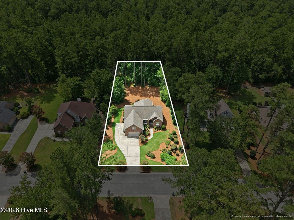 Photo of 116 Saint Andrews Circle, New Bern, NC 28562 (MLS # 100591004)