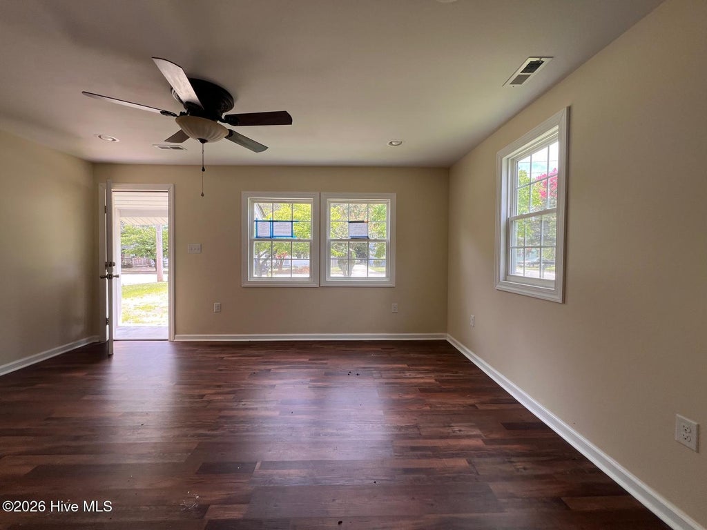 Photo of 622 E Vance Street, Laurinburg, NC 28352 (MLS # 100599194)