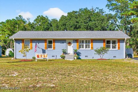 Photo of 136 Park Avenue, Southport, NC 28461 (MLS # 100532606)