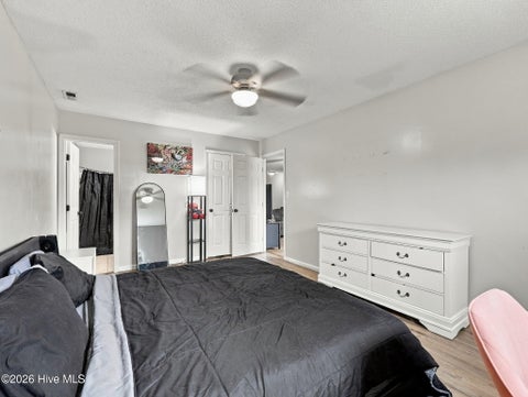 Tiny photo for 1305 Navarro Loop, Jacksonville, NC 28540 (MLS # 100606058)