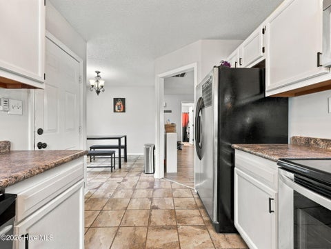 Tiny photo for 1305 Navarro Loop, Jacksonville, NC 28540 (MLS # 100606058)