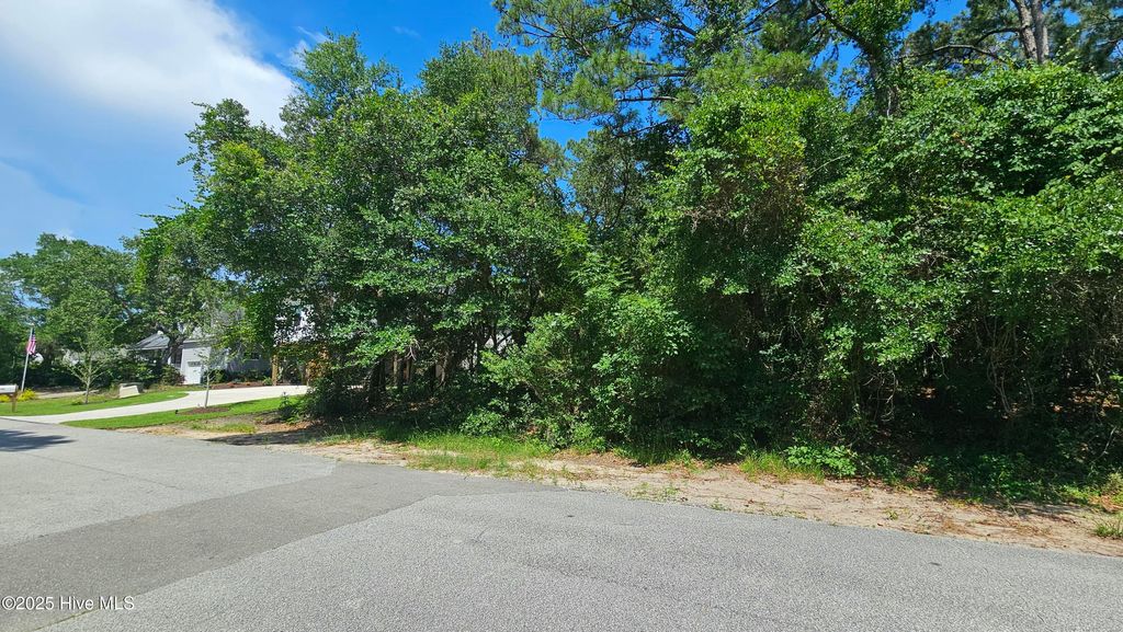 Photo of 108 SW 22nd Street, Oak Island, NC 28465 (MLS # 100547484)