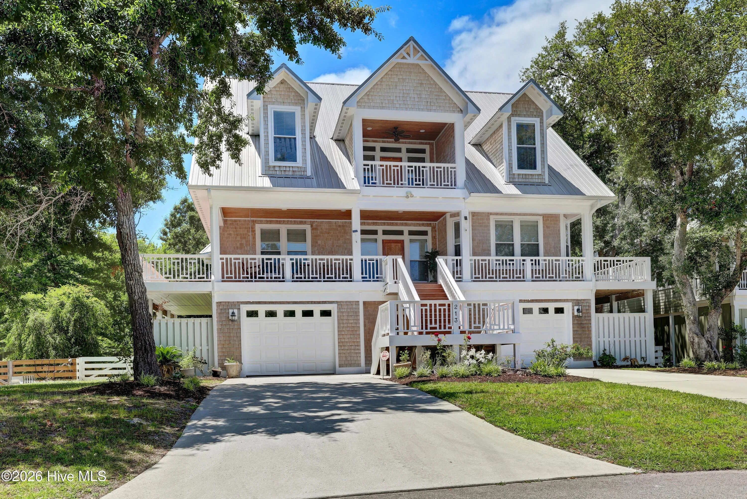 213 Oak Outlook Way