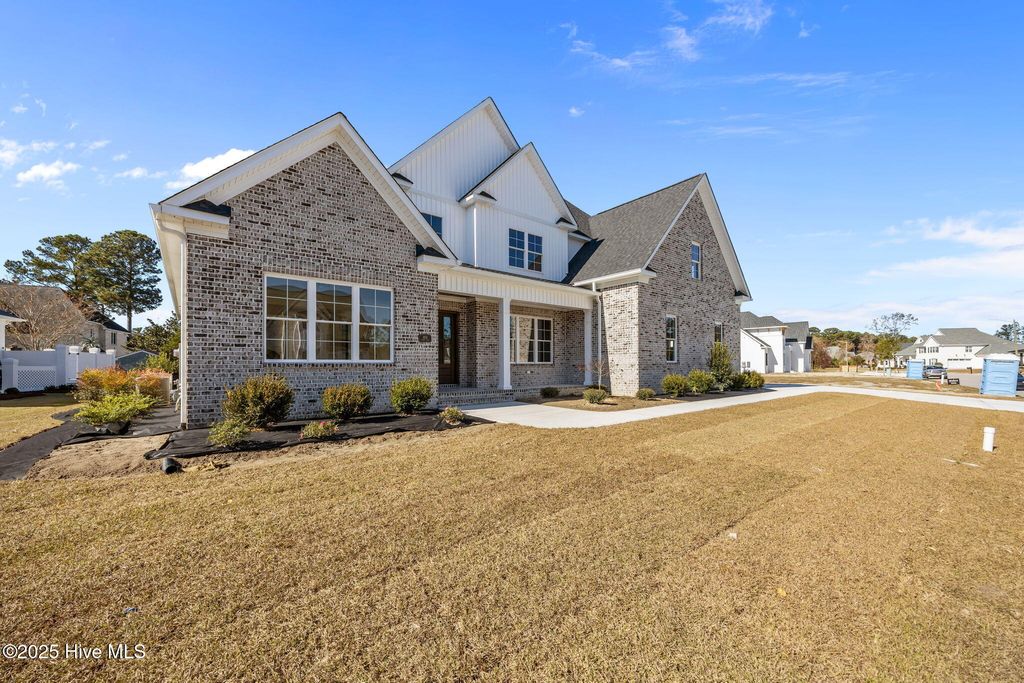 Photo of 800 Rupert Drive, Greenville, NC 27858 (MLS # 100510004)