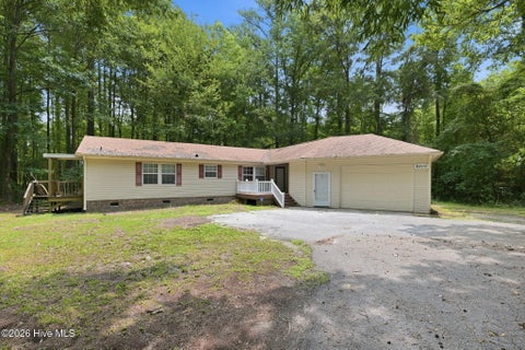 Mobile Home For Sale - 3800 Frances Avenue<br/> Craven County, New Bern, NC 28562