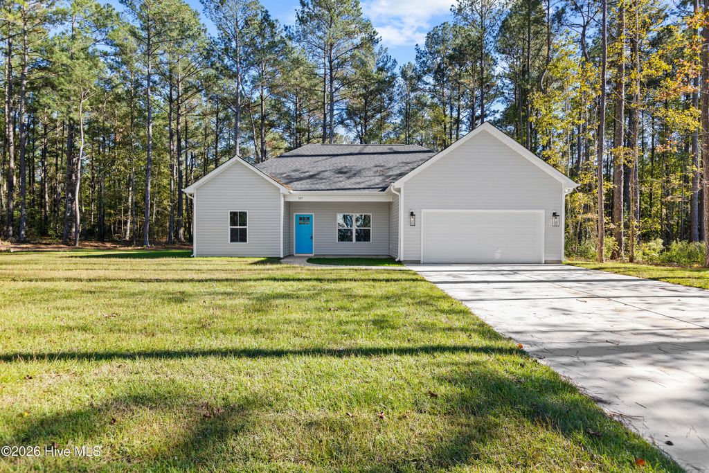 Photo of 105 Plum Court, Burgaw, NC 28425 (MLS # 100583321)