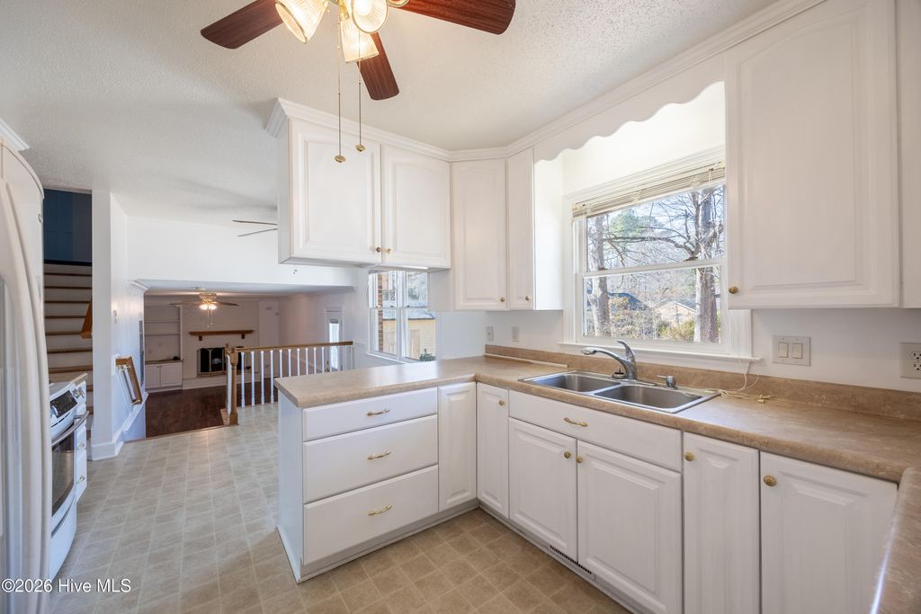 Photo of 2509 Ward Boulevard, Wilson, NC 27893 (MLS # 100557176)