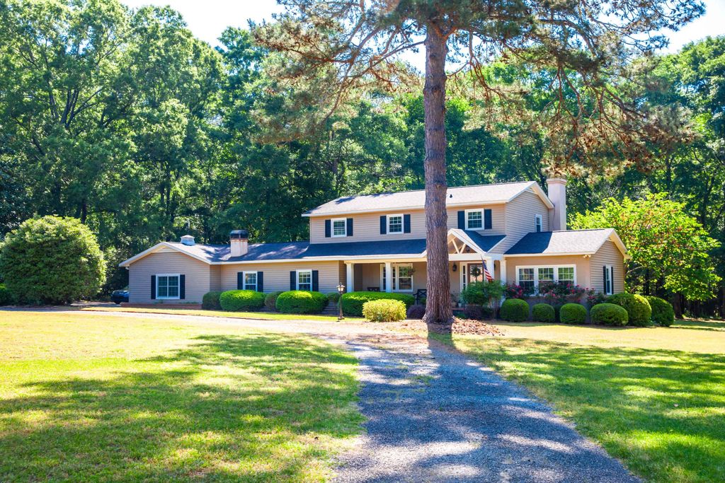 Photo of 168 Huntington Drive, Thomson, GA 30824 (MLS # 555154)