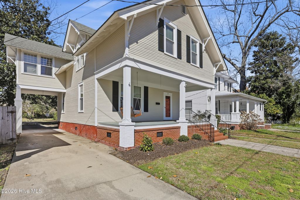 Photo of 107 Selden Street, Elizabeth City, NC 27909 (MLS # 100562450)