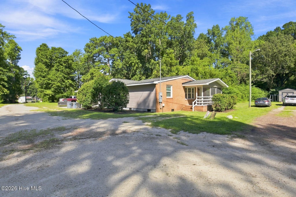 Photo of 128 Lamotts Creek Road, Midway Park, NC 28544 (MLS # 100609339)