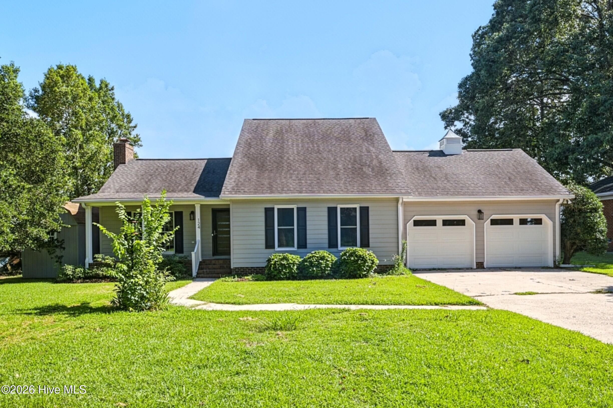 124 Country Club Drive