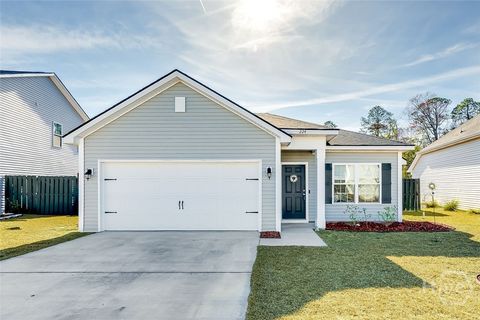 Homes For Sale - 224 Brightleaf Circle<br/> Liberty County, Hinesville, GA 31313