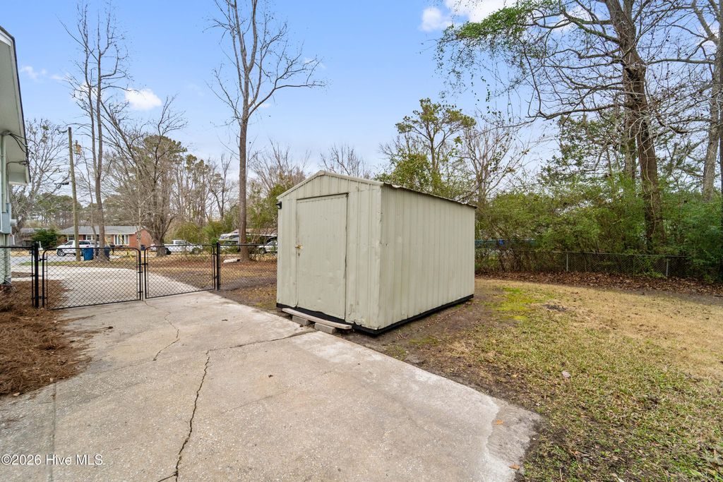 Photo of 124 Wilson Court, Jacksonville, NC 28546 (MLS # 100551090)